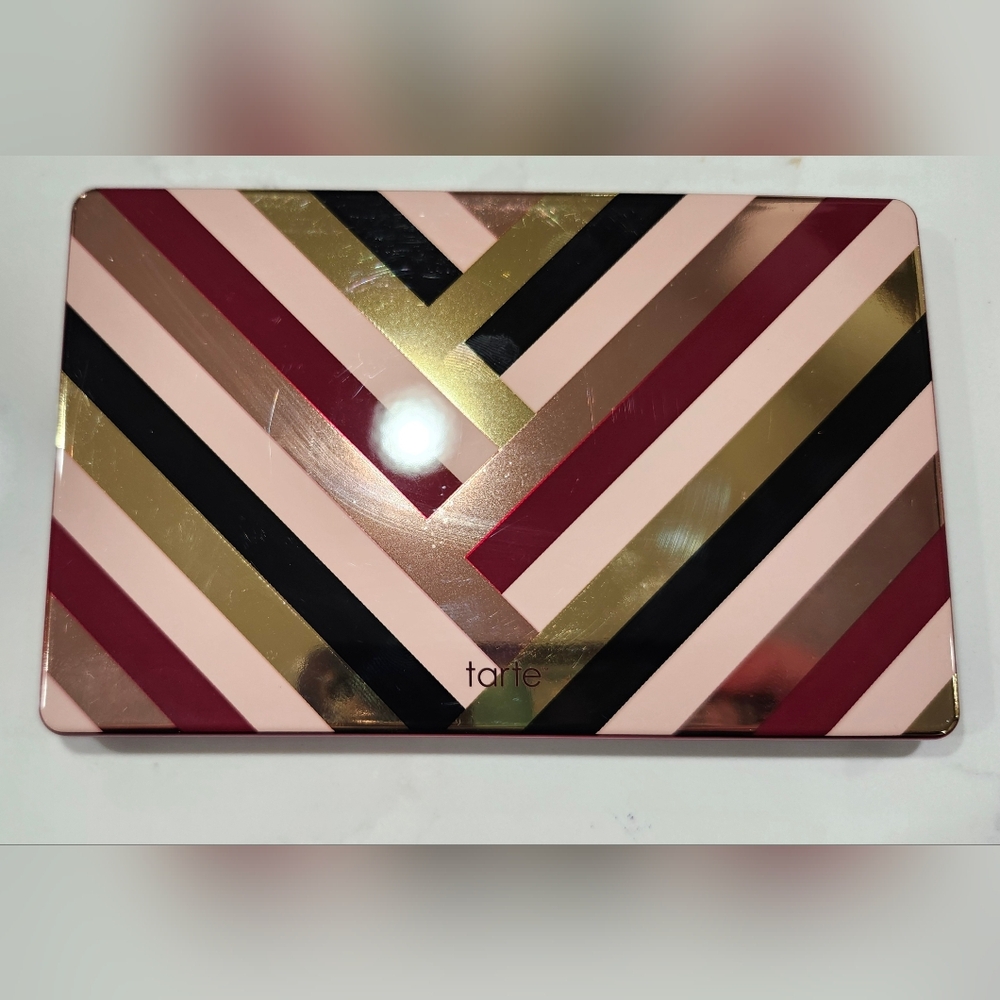 NWOB Limited Edition Tarte "Glamour" 18 Pan Amazonian Clay Eyeshadow Palette